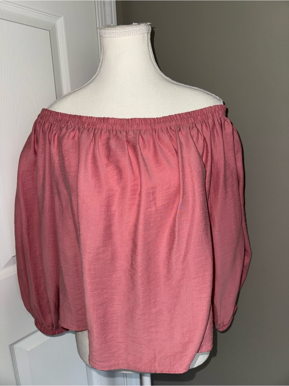 TopShop Women's Off Shoulder Crop Pink Balloon Sleeve Top Blouse Size 8 Barbie